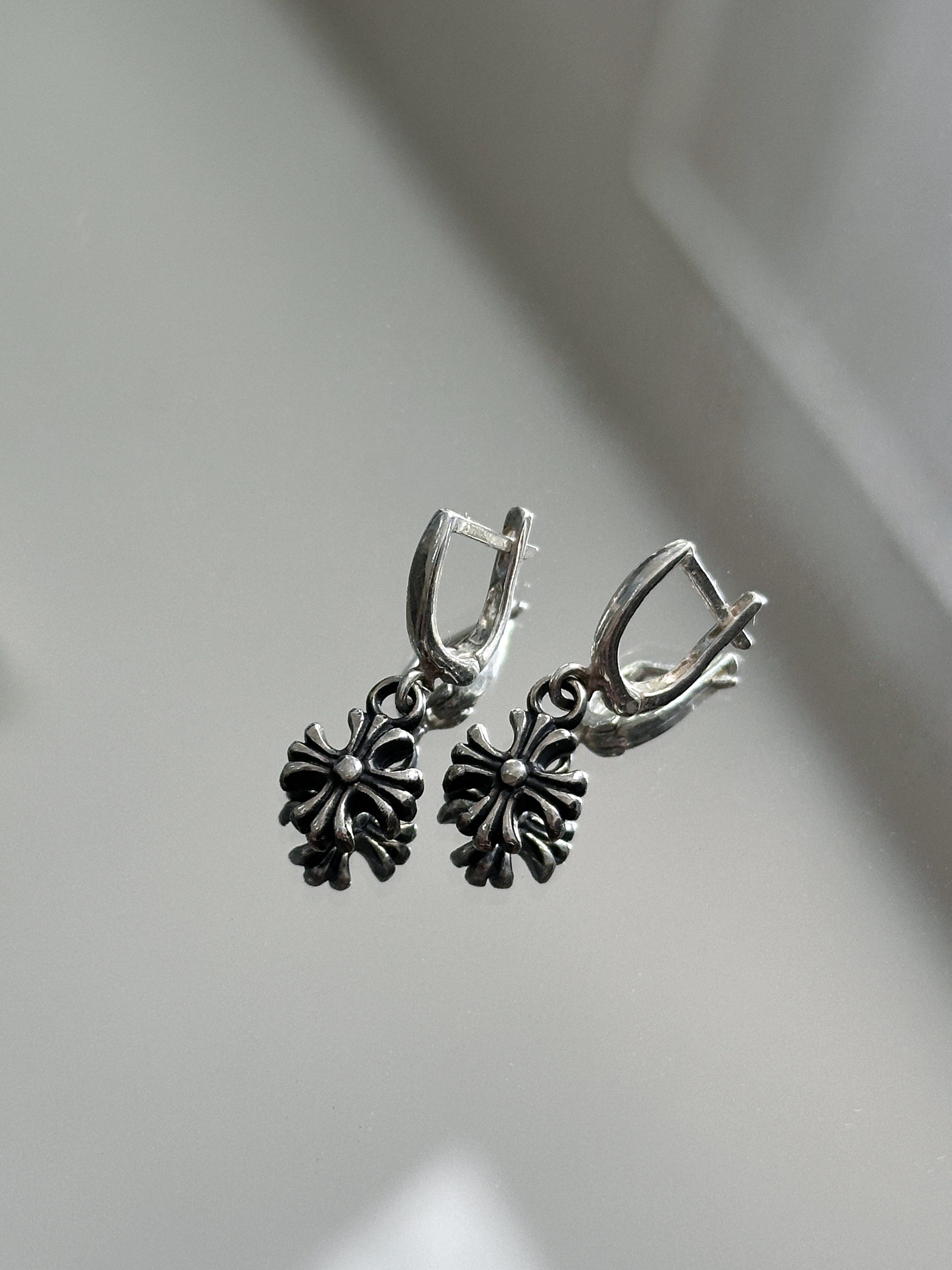 CROSS EARRINGS
